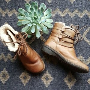 UGG Caspia Leather Boots